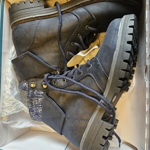 Rugged Navy Blue Lace-Up Boots